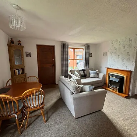 Holiday home Runaway Cottage, *