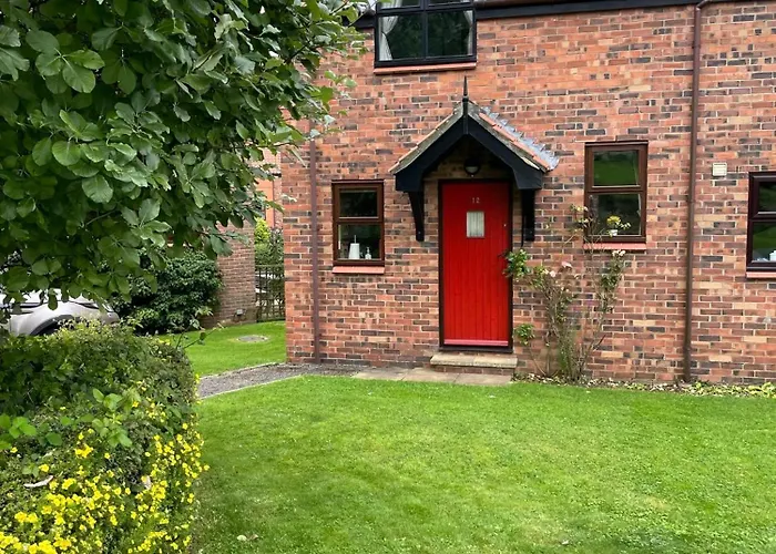 Runaway Cottage, * Whitby