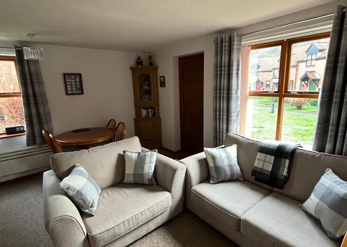 Runaway Cottage, Whitby